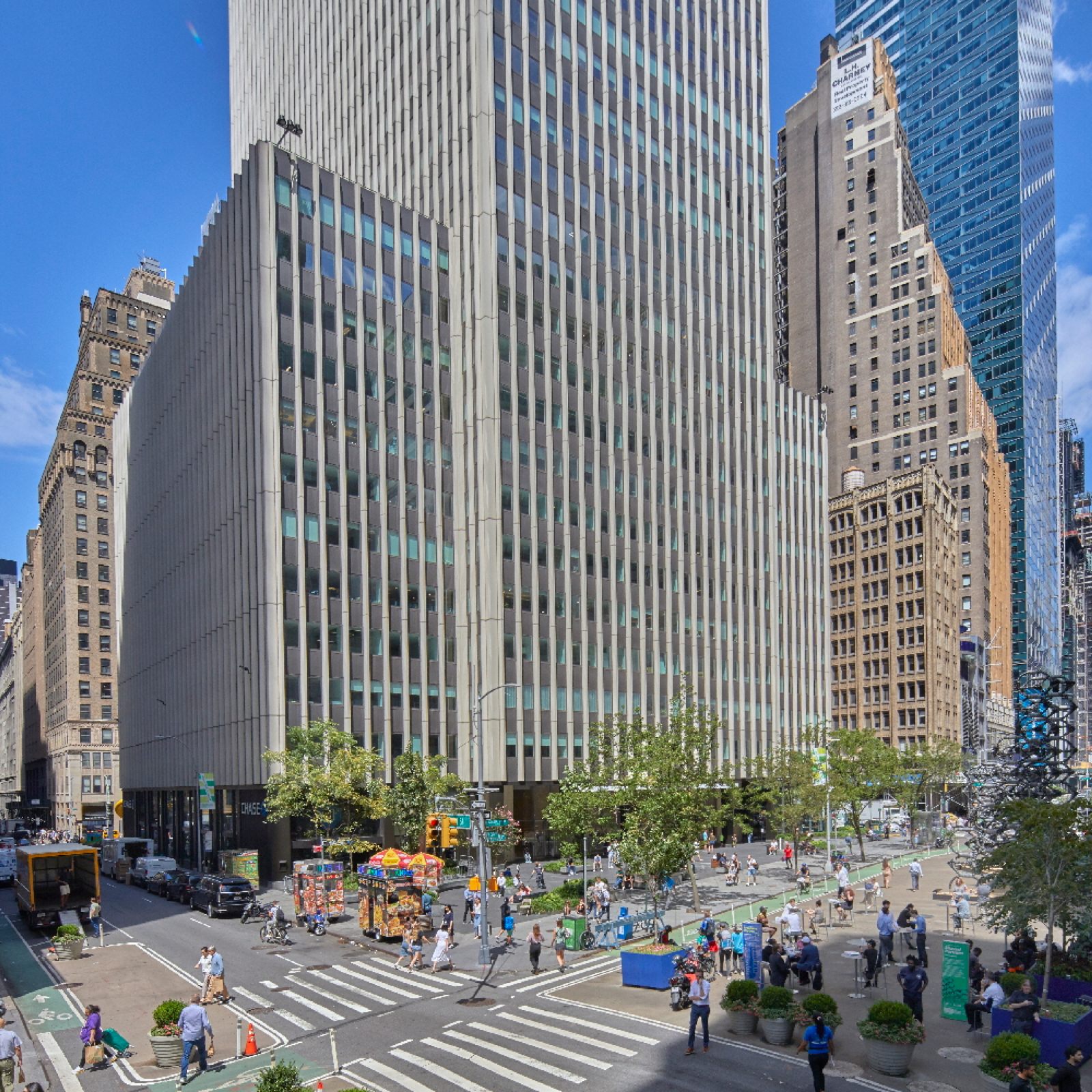 External view of 1411 Broadway